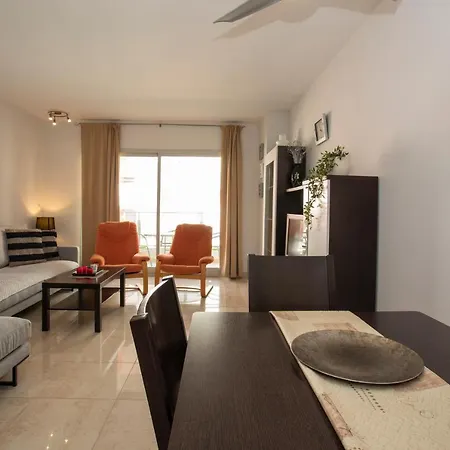 Apartman Aquamaris, 2 Dormitorios, By Bookindenia *