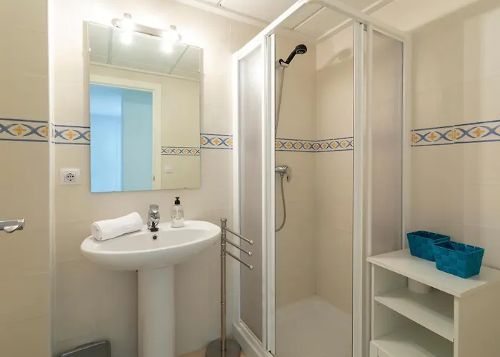 Apartment Aquamaris, 2 Dormitorios, By Bookindenia *