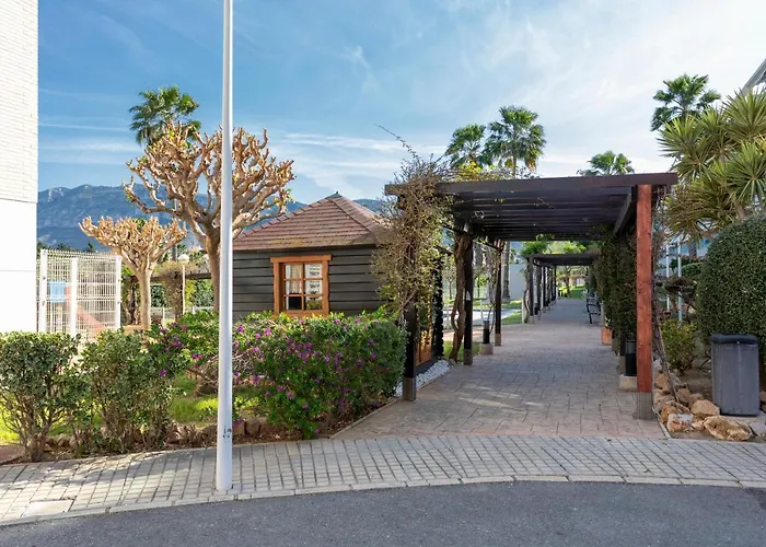 Apartamento Aquamaris, 2 Dormitorios, By Bookindenia