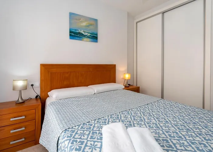 Aquamaris, 2 Dormitorios, By Bookindenia * Denia